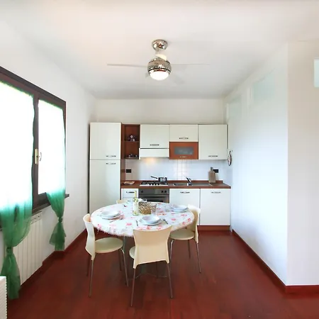 شقة Sara By Interhome