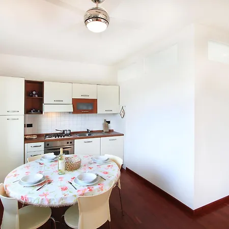 Sara By Interhome شقة